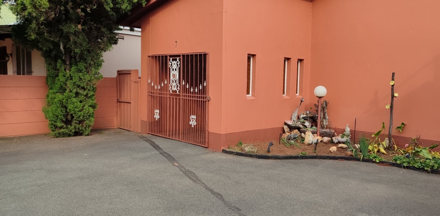 4 Bedroom Property for Sale in Randgate Gauteng