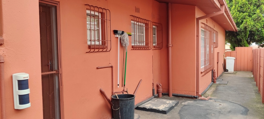 4 Bedroom Property for Sale in Randgate Gauteng