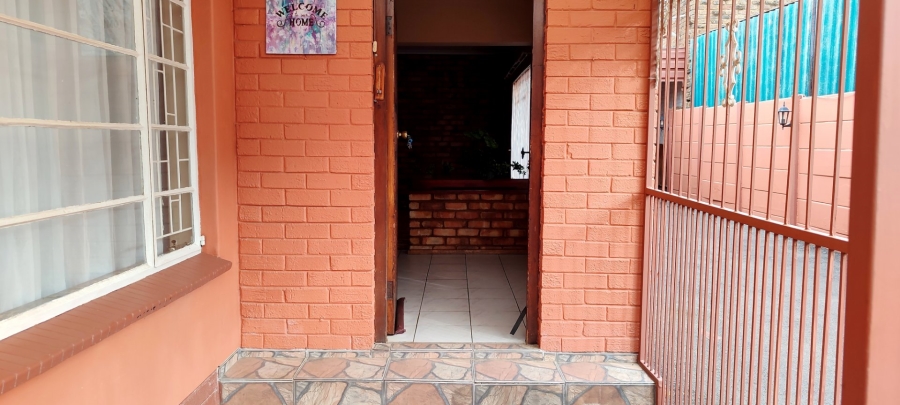 4 Bedroom Property for Sale in Randgate Gauteng