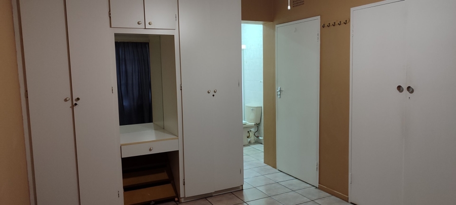 4 Bedroom Property for Sale in Randgate Gauteng