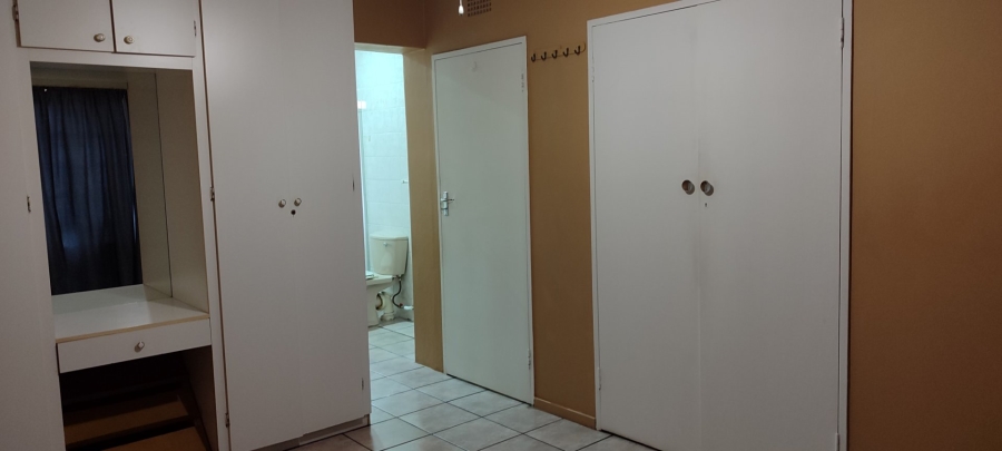 4 Bedroom Property for Sale in Randgate Gauteng
