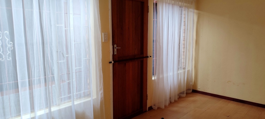 4 Bedroom Property for Sale in Randgate Gauteng