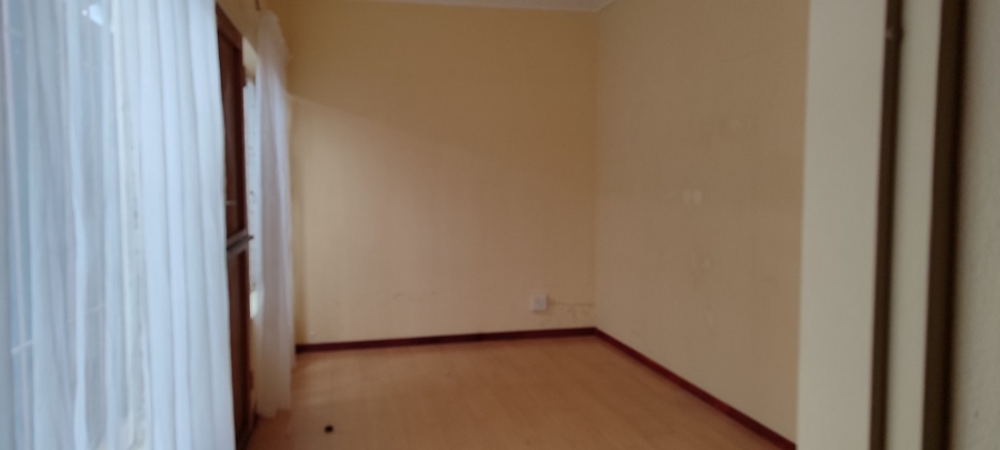 4 Bedroom Property for Sale in Randgate Gauteng