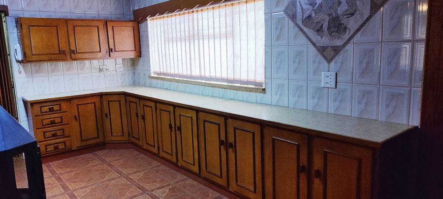 4 Bedroom Property for Sale in Randgate Gauteng