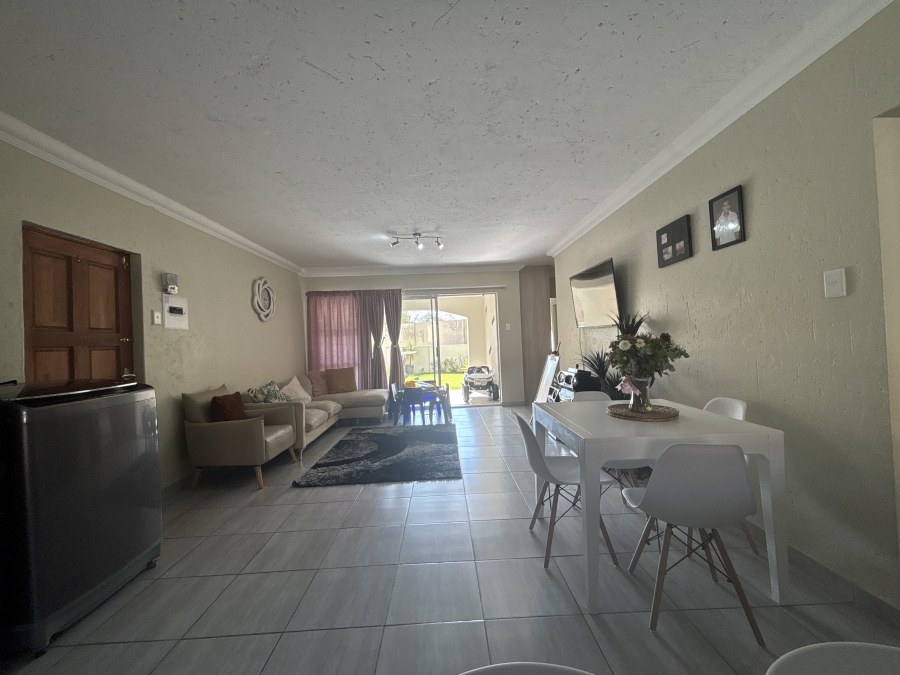 3 Bedroom Property for Sale in Morehill Gauteng