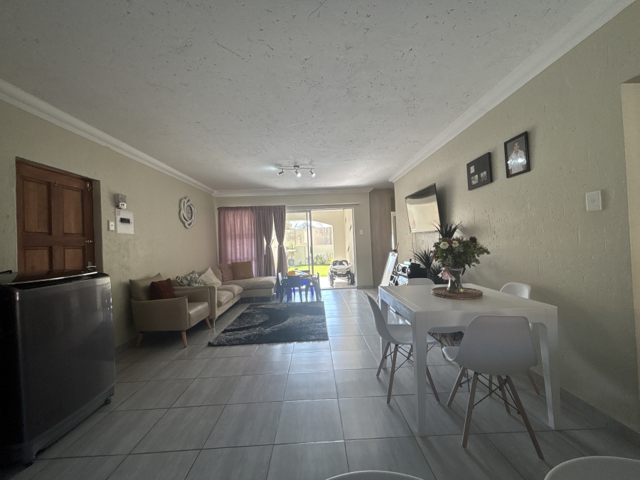 3 Bedroom Property for Sale in Morehill Gauteng