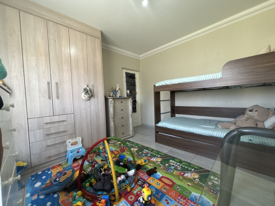 3 Bedroom Property for Sale in Morehill Gauteng
