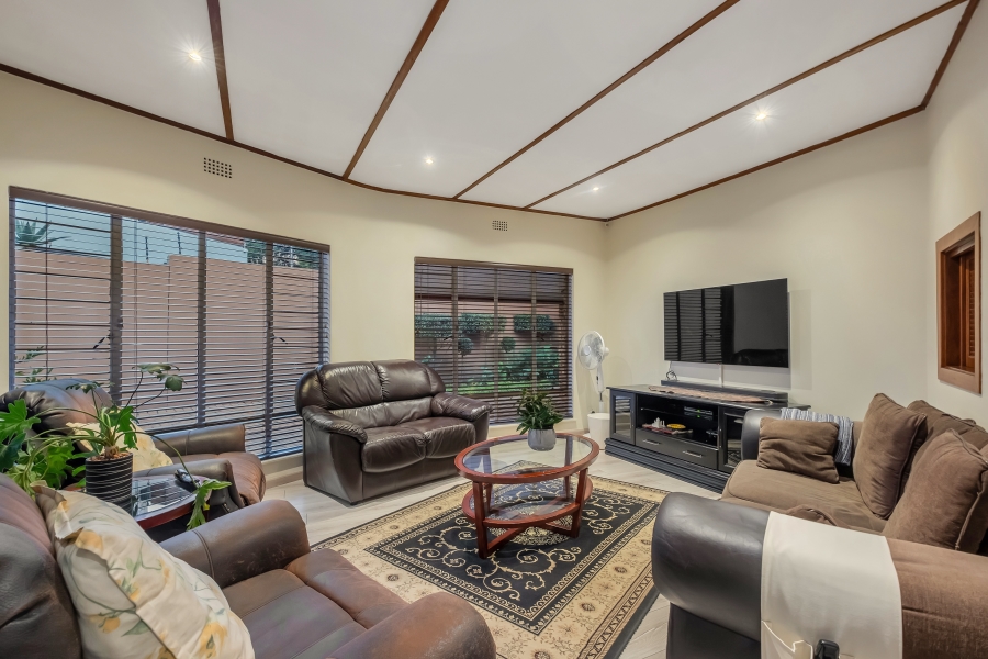4 Bedroom Property for Sale in Morningside Manor Gauteng