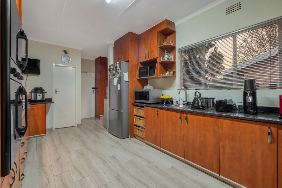4 Bedroom Property for Sale in Morningside Manor Gauteng