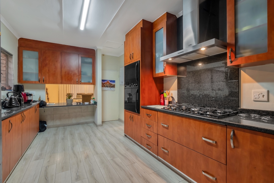 4 Bedroom Property for Sale in Morningside Manor Gauteng