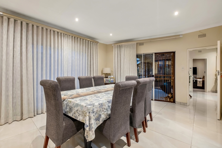 4 Bedroom Property for Sale in Morningside Manor Gauteng