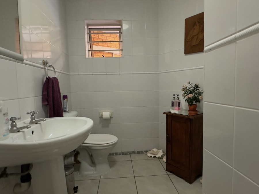 4 Bedroom Property for Sale in Glenvista Gauteng
