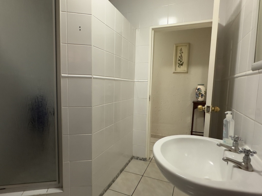 4 Bedroom Property for Sale in Glenvista Gauteng