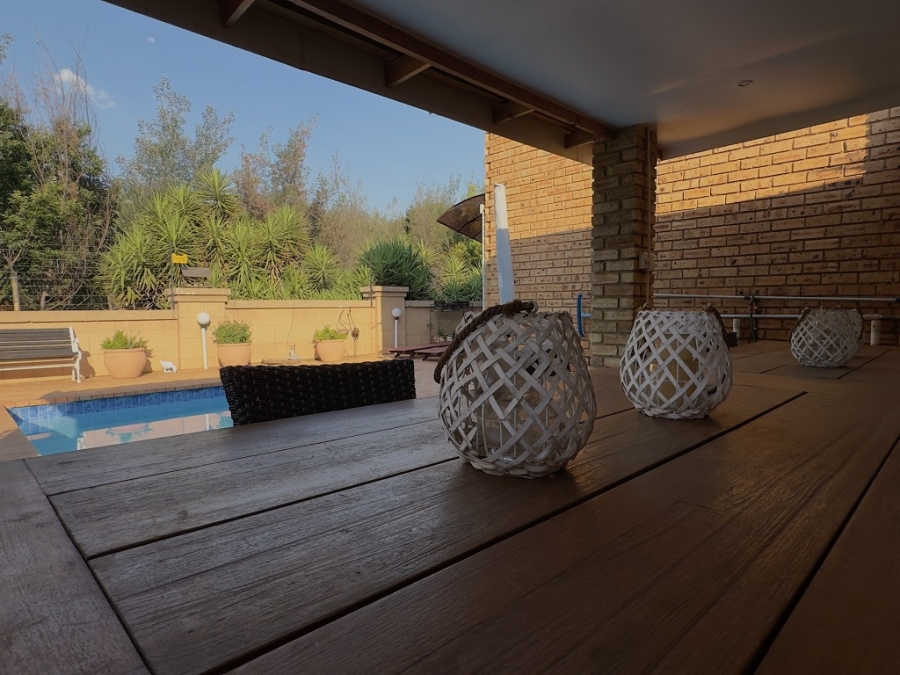 4 Bedroom Property for Sale in Glenvista Gauteng