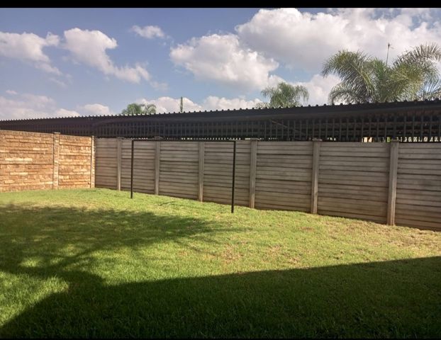 3 Bedroom Property for Sale in East Lynne Gauteng
