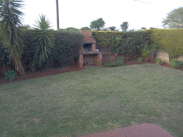 3 Bedroom Property for Sale in East Lynne Gauteng