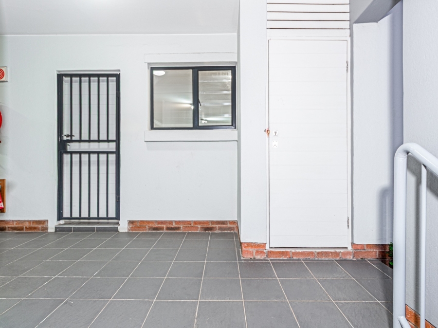 To Let 2 Bedroom Property for Rent in Chartwell Gauteng
