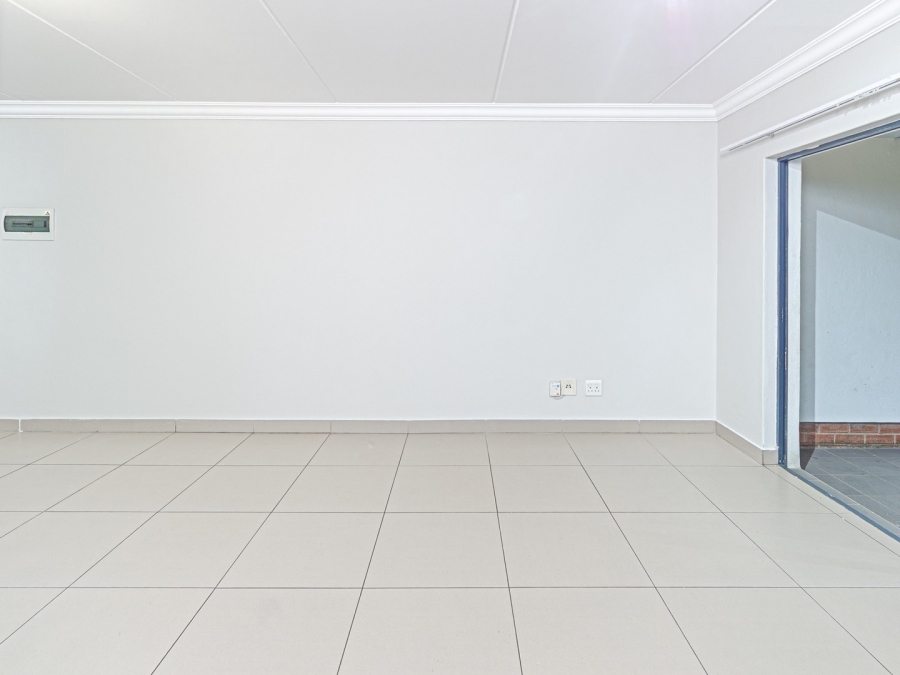To Let 2 Bedroom Property for Rent in Chartwell Gauteng