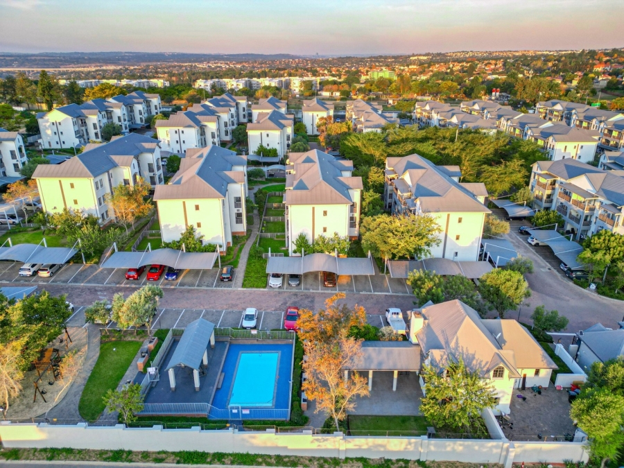 To Let 2 Bedroom Property for Rent in Chartwell Gauteng