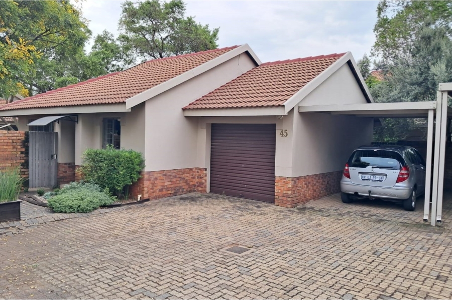 2 Bedroom Property for Sale in Amberfield Gauteng