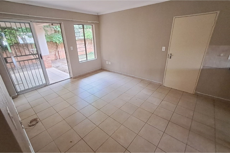 2 Bedroom Property for Sale in Amberfield Gauteng