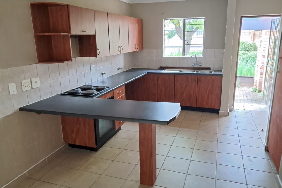 2 Bedroom Property for Sale in Amberfield Gauteng