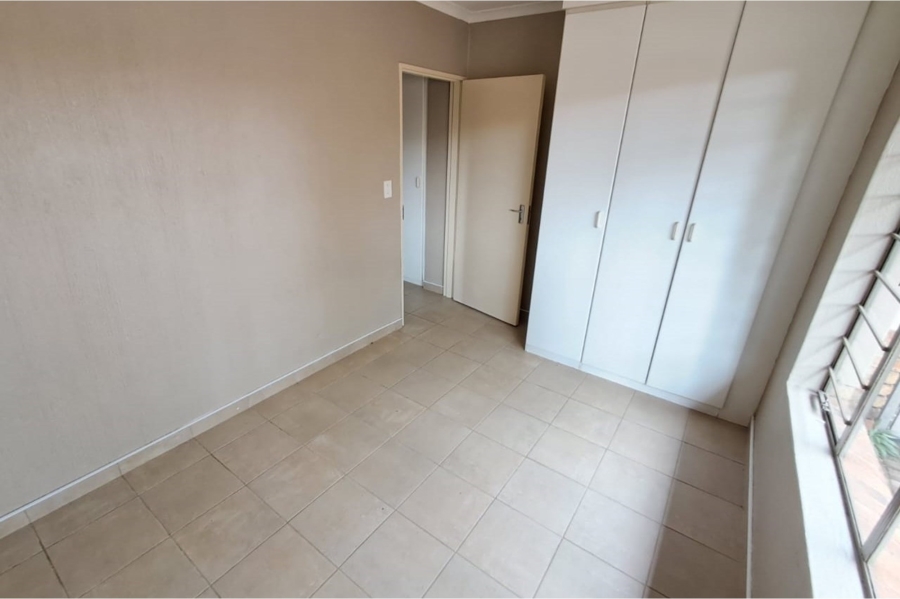 2 Bedroom Property for Sale in Amberfield Gauteng