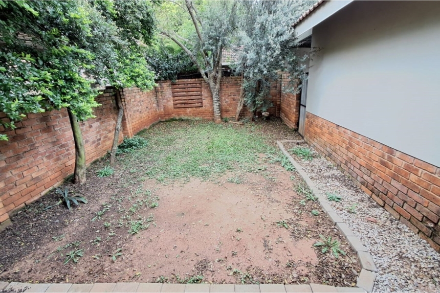 2 Bedroom Property for Sale in Amberfield Gauteng
