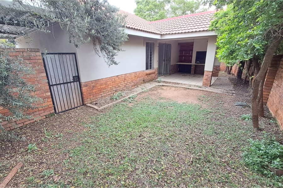 2 Bedroom Property for Sale in Amberfield Gauteng
