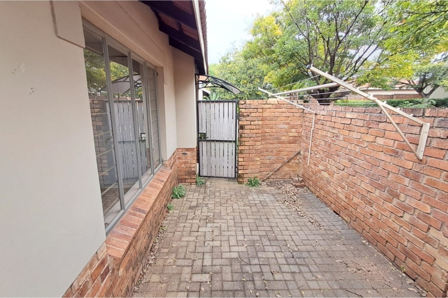 2 Bedroom Property for Sale in Amberfield Gauteng