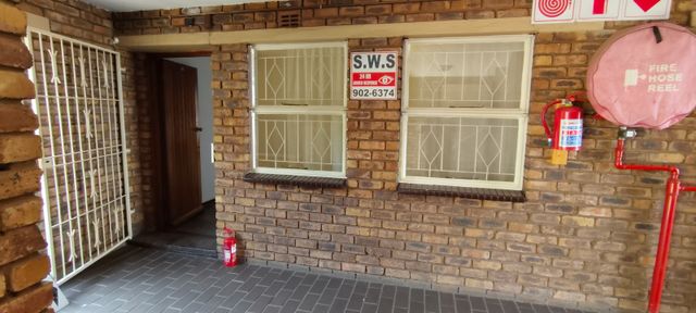 2 Bedroom Property for Sale in Albemarle Gauteng