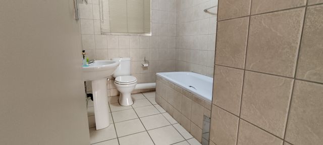 2 Bedroom Property for Sale in Albemarle Gauteng