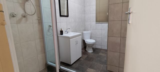 2 Bedroom Property for Sale in Albemarle Gauteng