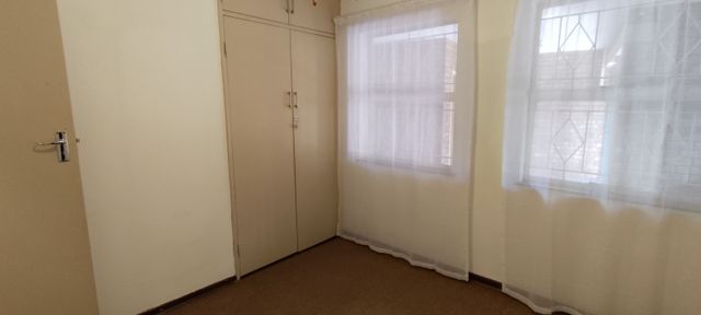 2 Bedroom Property for Sale in Albemarle Gauteng