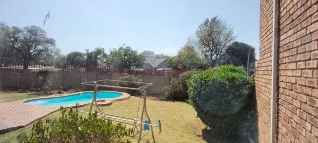 2 Bedroom Property for Sale in Albemarle Gauteng