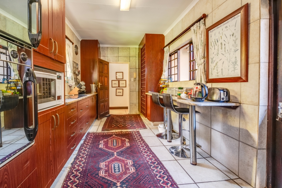6 Bedroom Property for Sale in Bryanston Gauteng