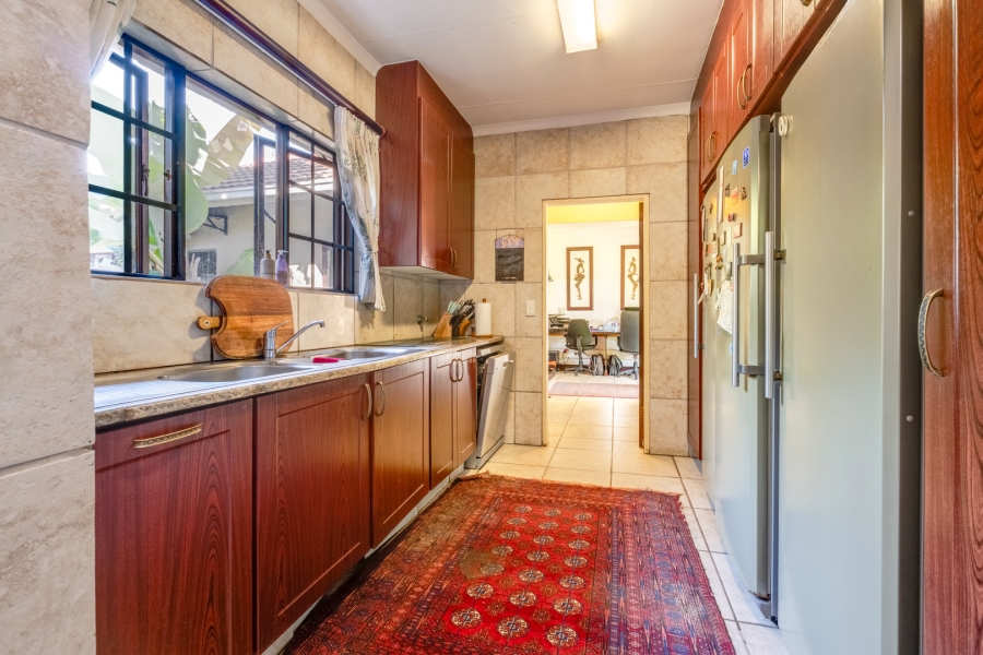 6 Bedroom Property for Sale in Bryanston Gauteng