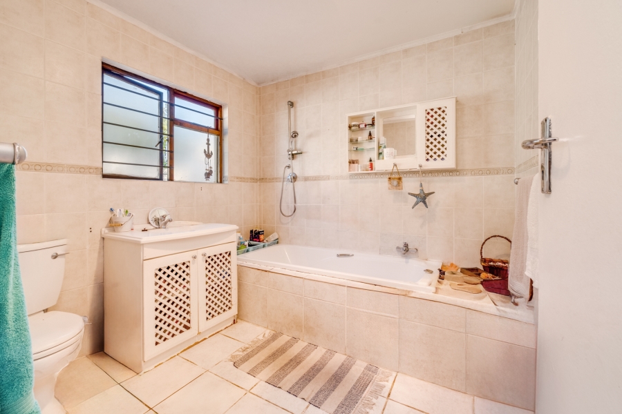 6 Bedroom Property for Sale in Bryanston Gauteng