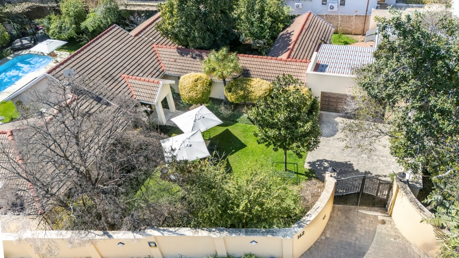 7 Bedroom Property for Sale in Bryanston Gauteng
