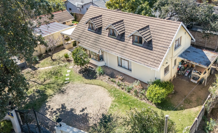 7 Bedroom Property for Sale in Bryanston Gauteng