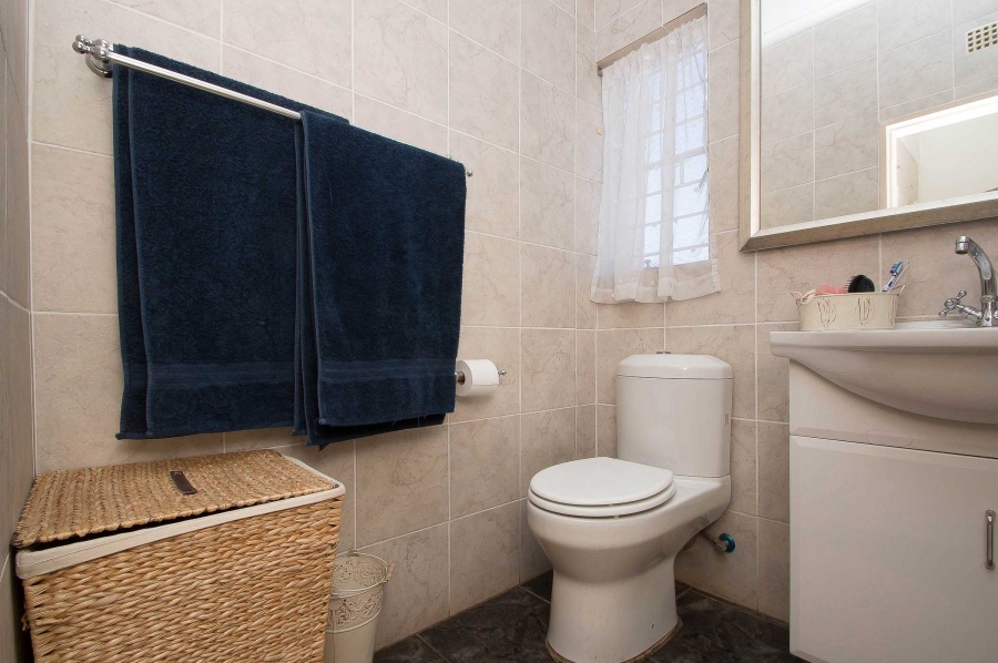 3 Bedroom Property for Sale in Roodekrans Gauteng