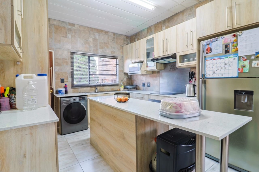 3 Bedroom Property for Sale in Liefde en Vrede Gauteng