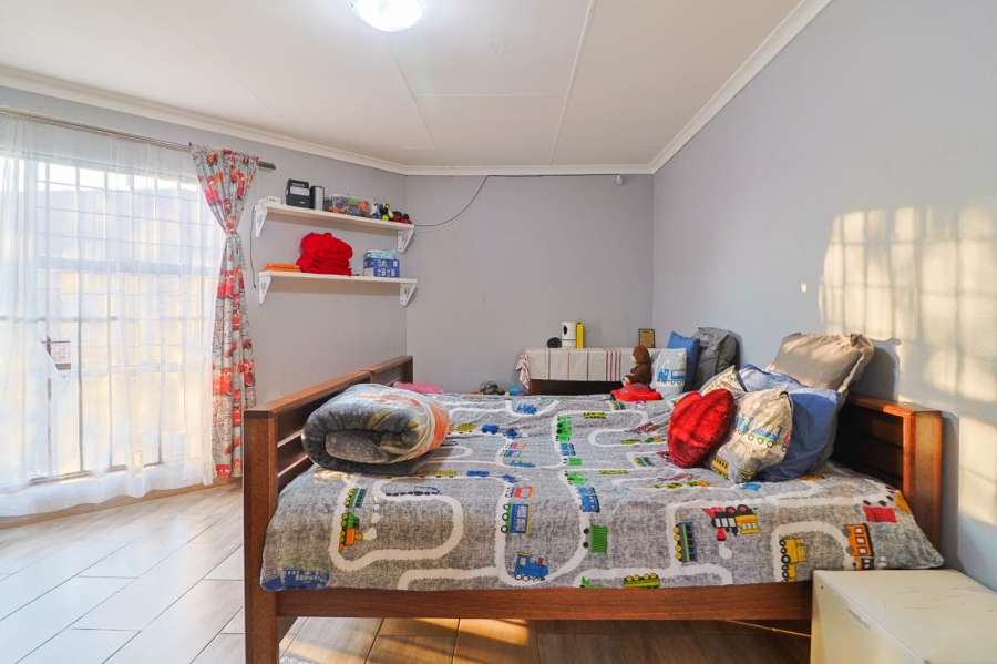 3 Bedroom Property for Sale in Liefde en Vrede Gauteng