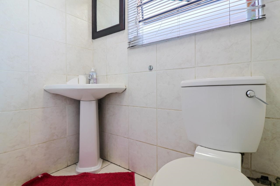 3 Bedroom Property for Sale in Liefde en Vrede Gauteng