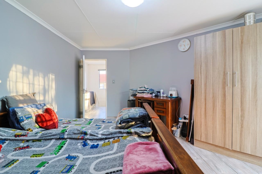 3 Bedroom Property for Sale in Liefde en Vrede Gauteng