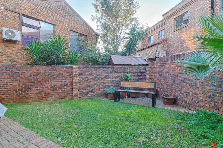 3 Bedroom Property for Sale in Liefde en Vrede Gauteng