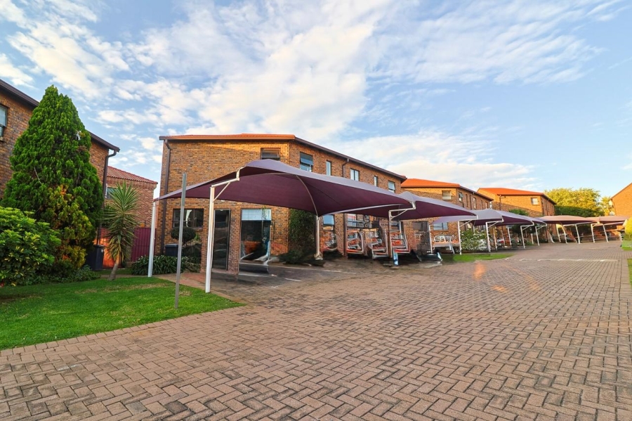 3 Bedroom Property for Sale in Liefde en Vrede Gauteng