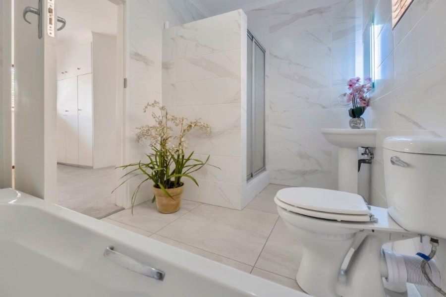 4 Bedroom Property for Sale in Bryanston Gauteng