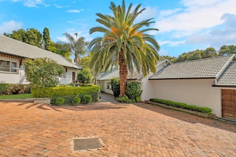 4 Bedroom Property for Sale in Bryanston Gauteng