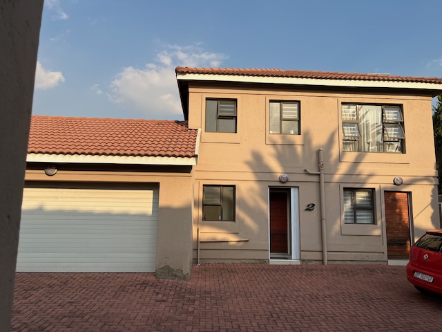 3 Bedroom Property for Sale in Edenvale Central Gauteng